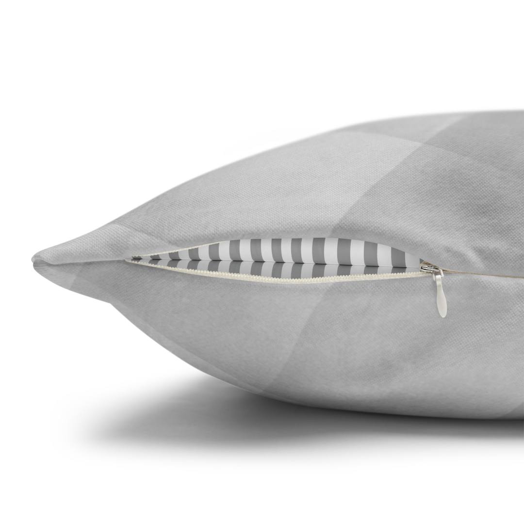Tyynynpäällinen pinkit perhoset