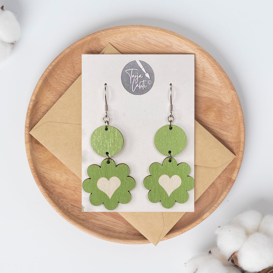 Vihreät kukkasydänkorvakorut | Kaikkea Kaunista